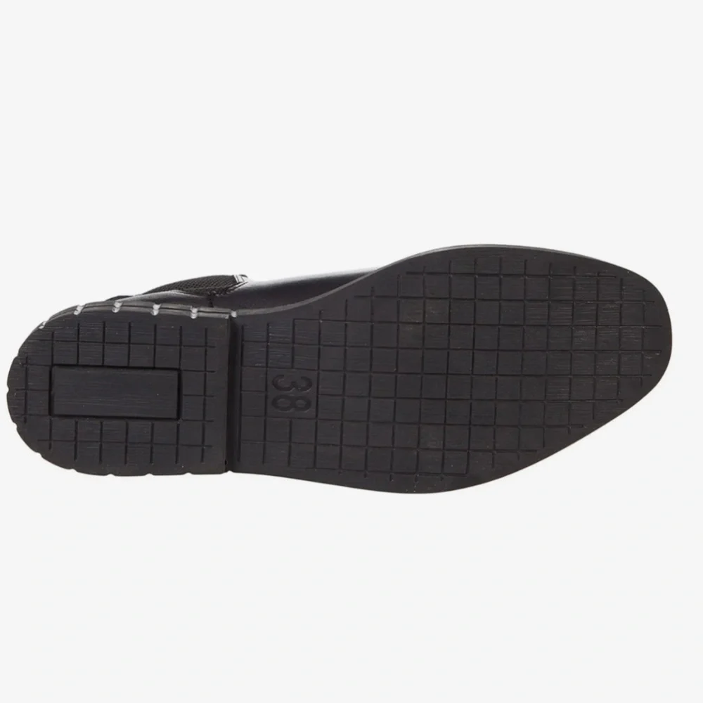 NWT Bueno Oak Amalfi Black Bootie - Size 37